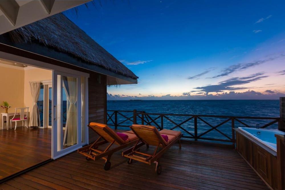 content/hotel/Sun Aqua Vilu Reef/Accommodation/Reef Villa/SunAquaViluReef-Acc-ReefVilla-03.jpg
